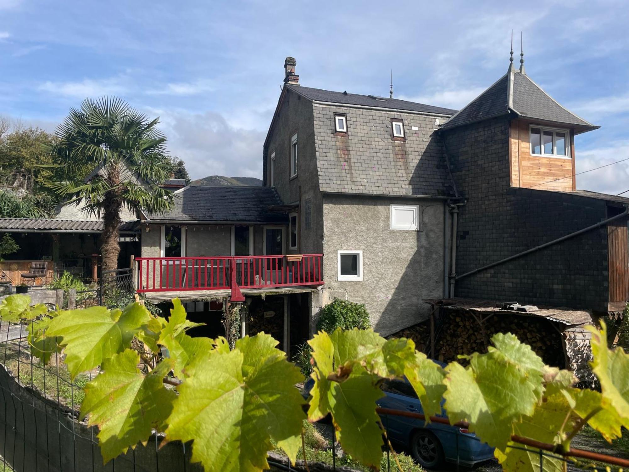 La Auarje: Appartement Avec Jardin & Terrasse Cierp Kültér fotó